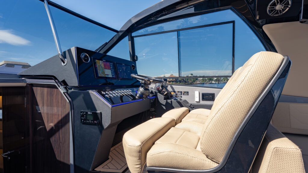 Hanover 387 Kiefergrün Edition