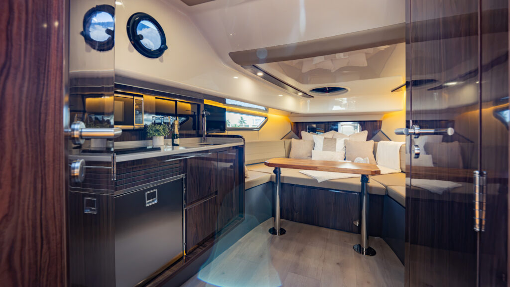 Hanover 387 Kiefergrün Edition