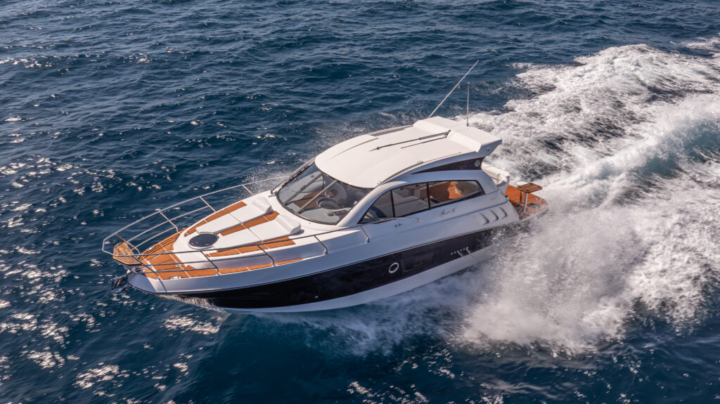 Hanover 375 White & Black Edition