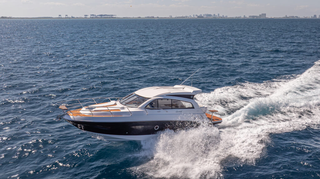 Hanover 375 White & Black Edition