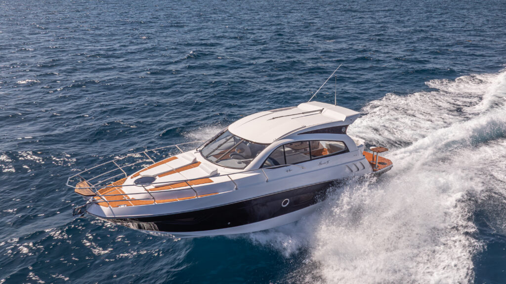 Hanover 375 White & Black Edition