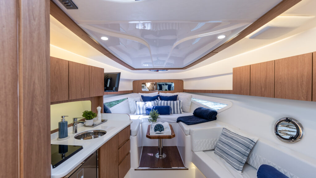 Hanover 375 White & Black Edition