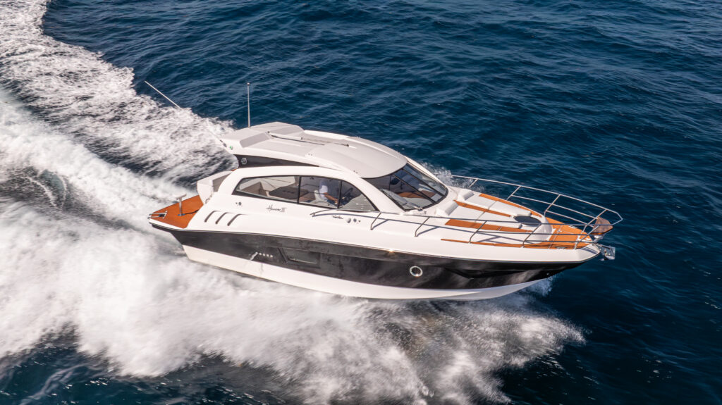 Hanover 375 White & Black Edition