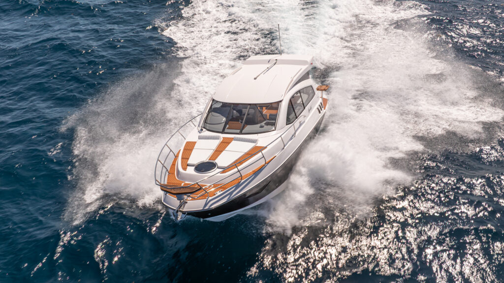 Hanover 375 White & Black Edition