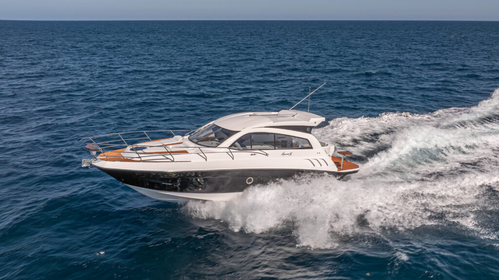Hanover 375 White & Black Edition