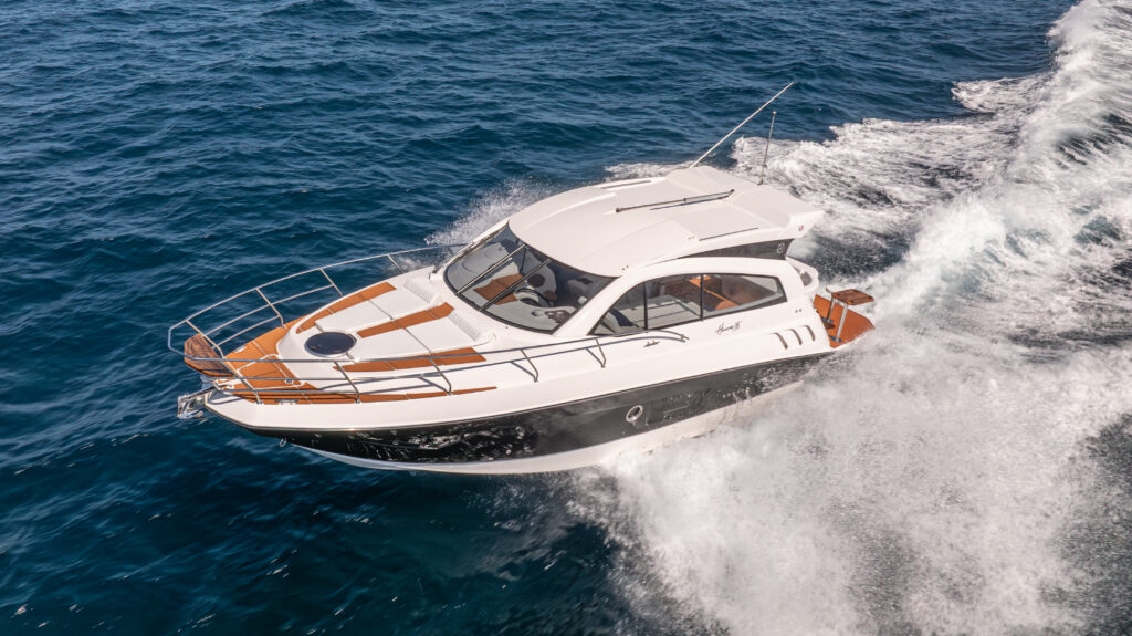 Hanover 375 White & Black Edition